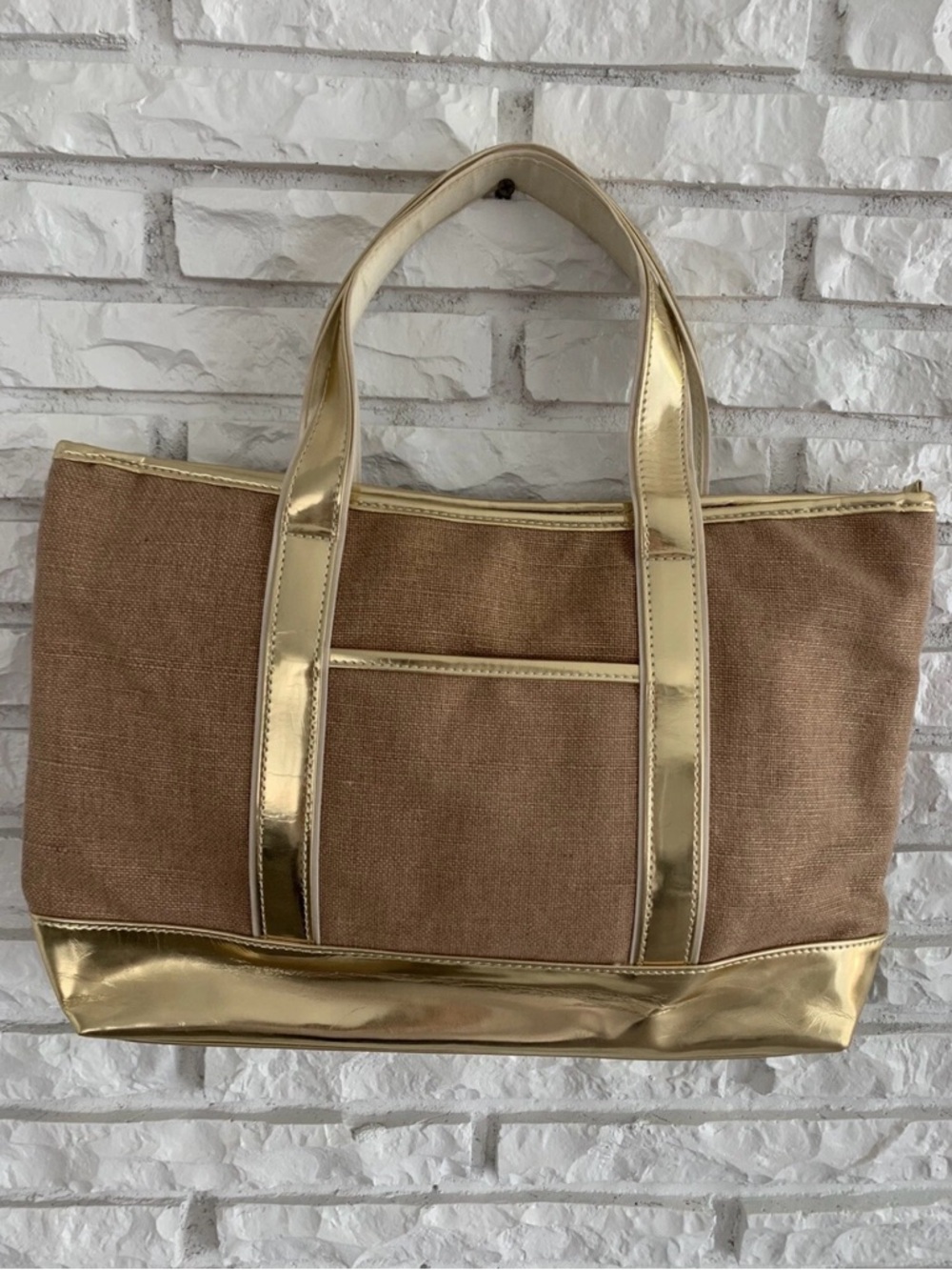 Perlina Tan Weave and Gold Tote Bag Zip closure